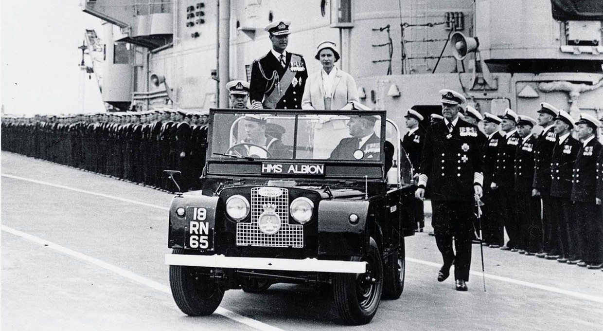 Książę Filip wyruszy w ostatnią podróż specjalnym Land Roverem