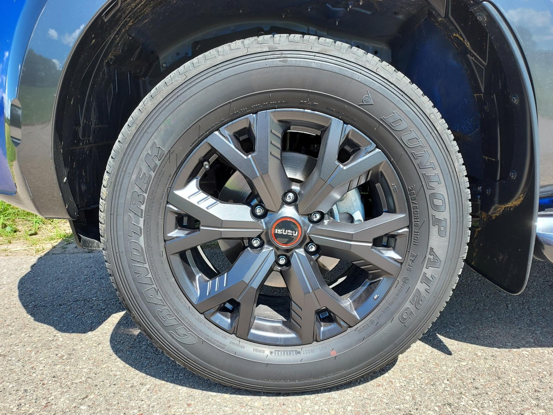 Isuzu D-Max 2023, lifting