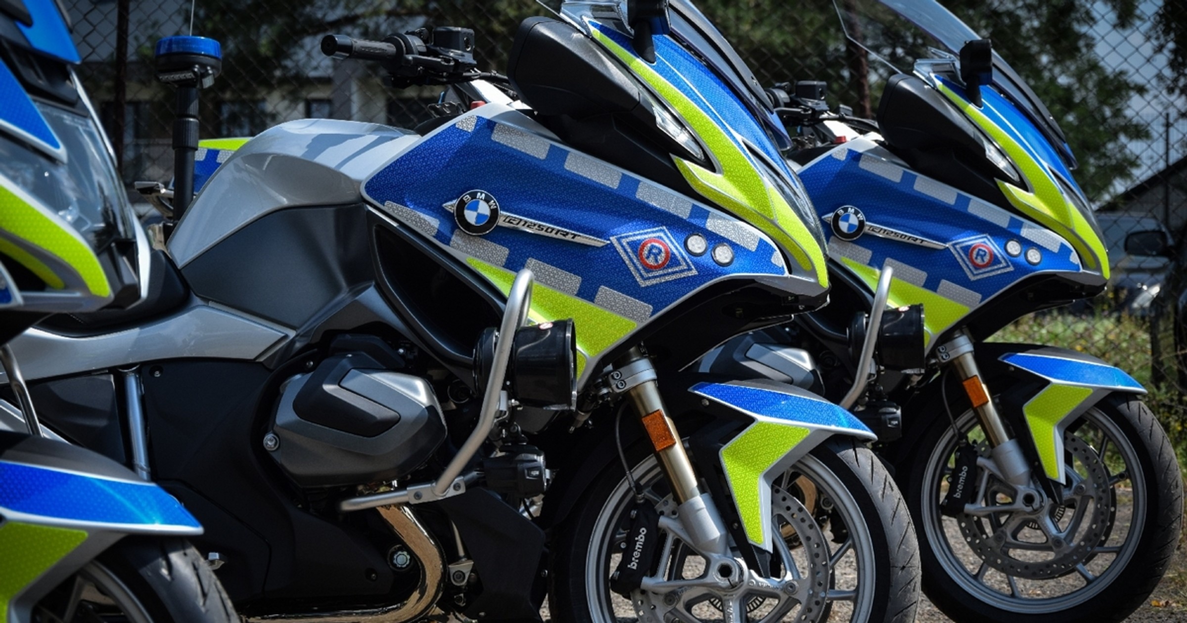 Policyjny motocykl BMW R 1250 RT - zdjęcie ilustracyjne