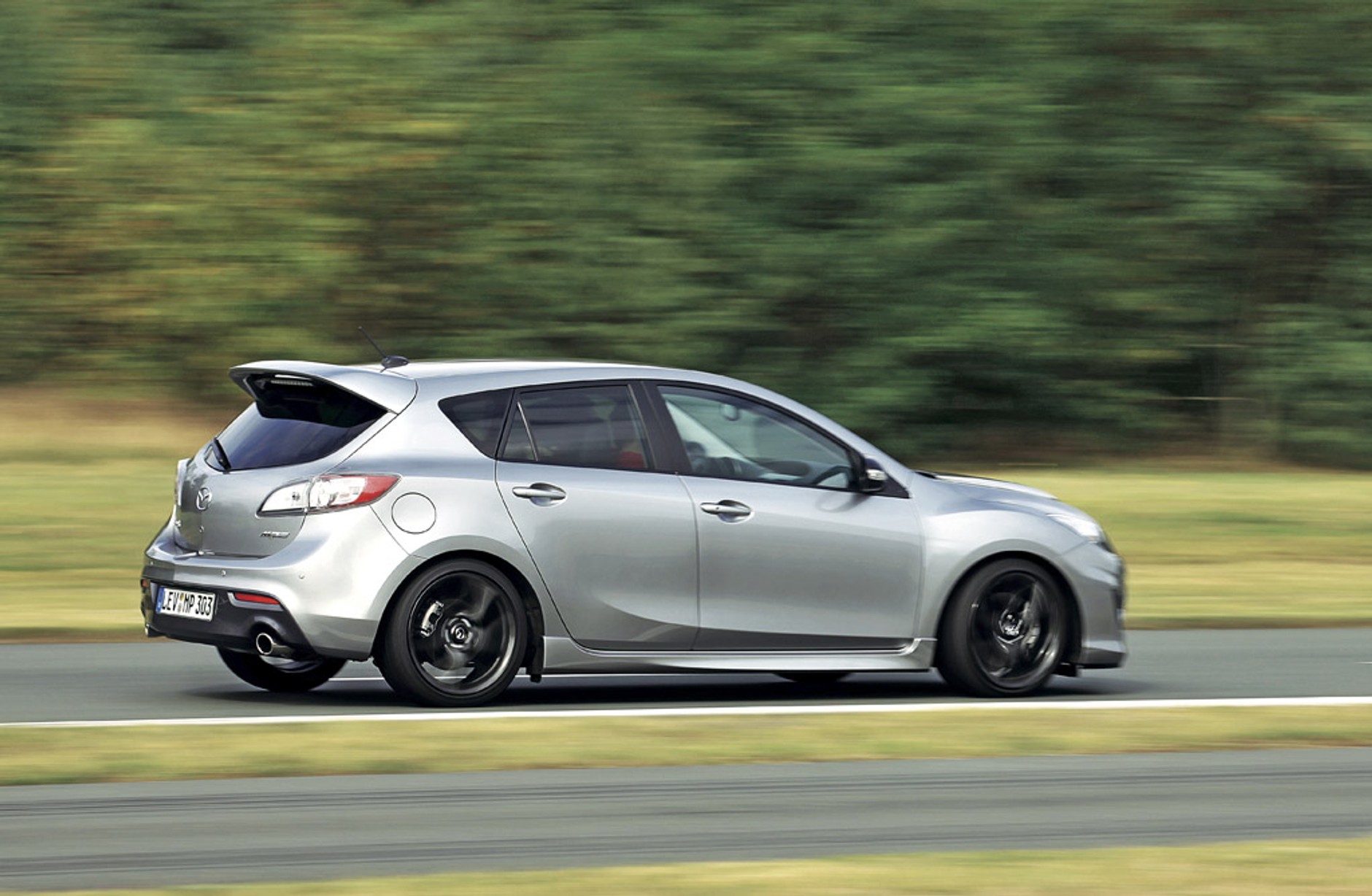 Mazda 3 MPS kontra Ford Focus ST: rasowe kompakty na ulicy i torze