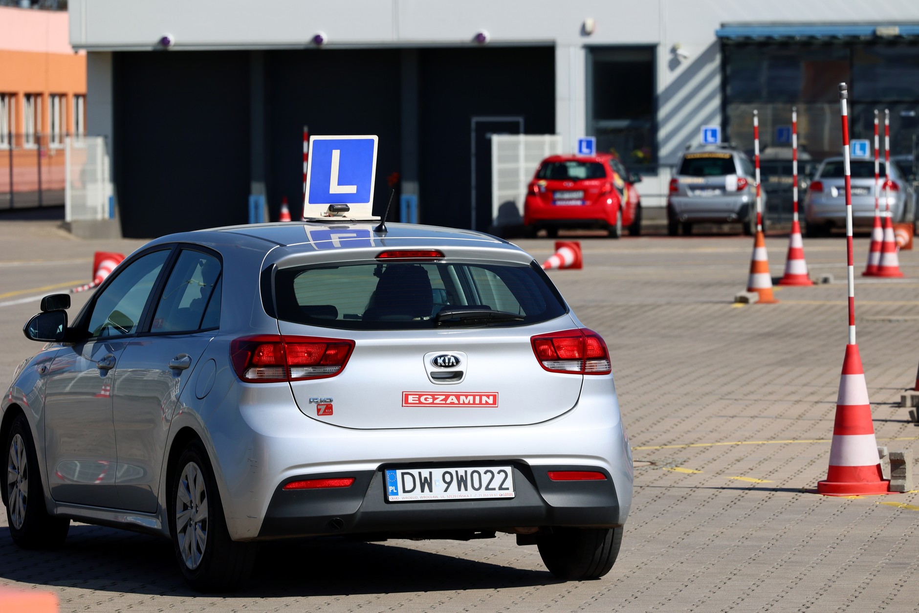 Siedemnastolatkowie będą mogli zdawać egzamin na kategorię B