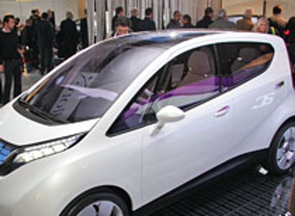 Paryż 2008: Pininfarina B0 – studium nowego elektromobilu