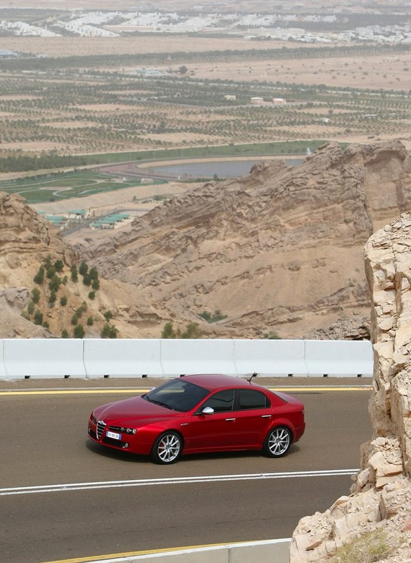 Alfa Romeo 159 Ti 1.75 TBi: pierwsze wrażenia z jazdy (fotogaleria)