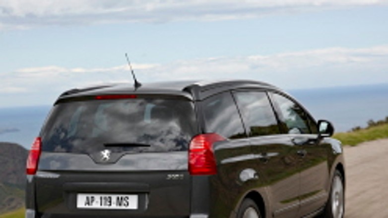 IAA Frankfurt 2009: Peugeot 5008 - kompaktowy monospace