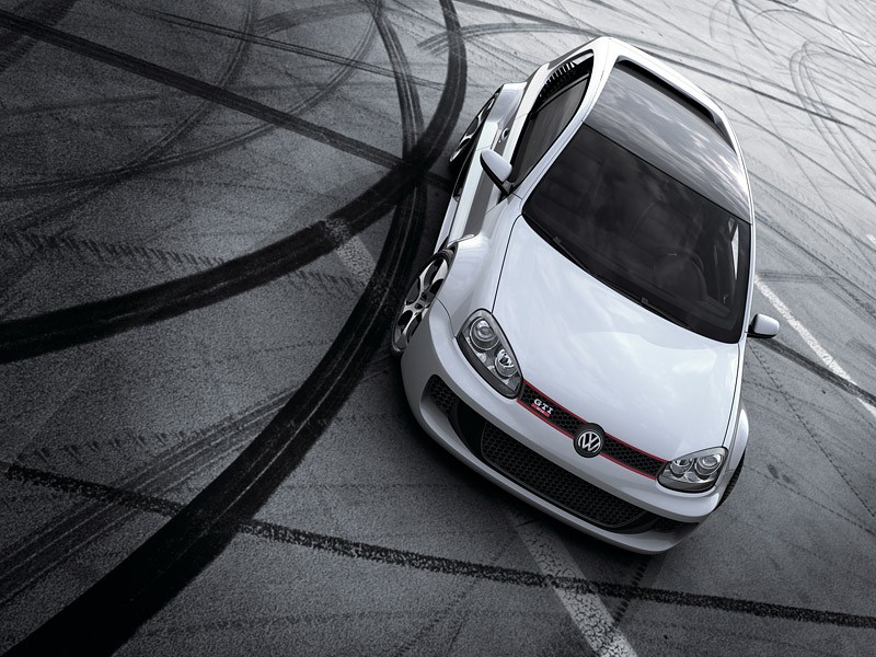 Volkswagen Golf GTI W12: fabryczny tuning