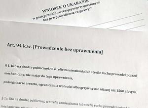 Policjanci złapali ją za jazdę bez uprawnień. Stanie za to przed sądem po raz 17