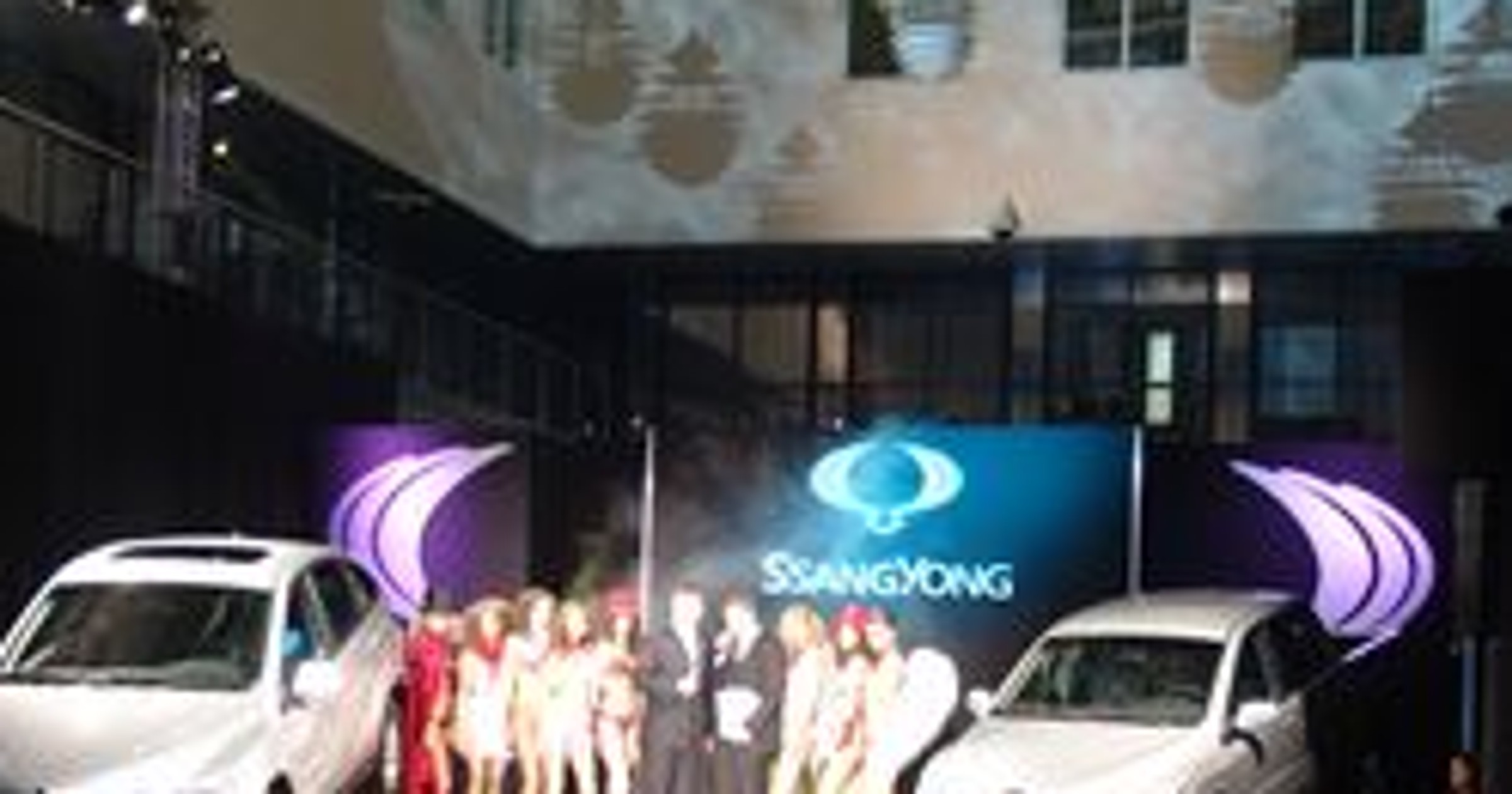 SsangYong: trzy polskie premiery w tle damskiej bielizny!