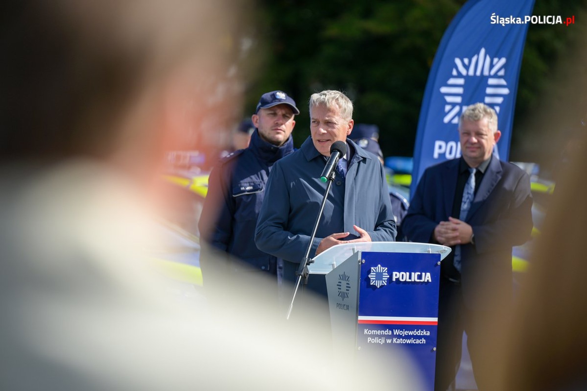 Policjanci ze Śląska dostali nowe radiowozy. Są hybrydowe