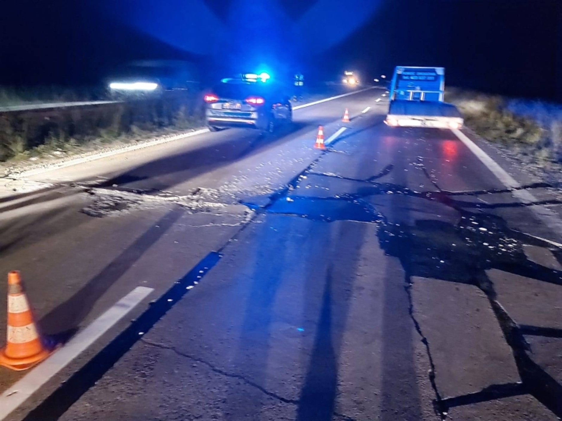 Uszkodzona droga A4
