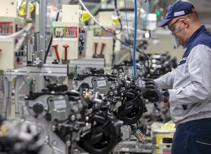 Kolejna inwestycja Toyoty w Polsce. Druga linia produkcyjna silnika 1.5 już działa