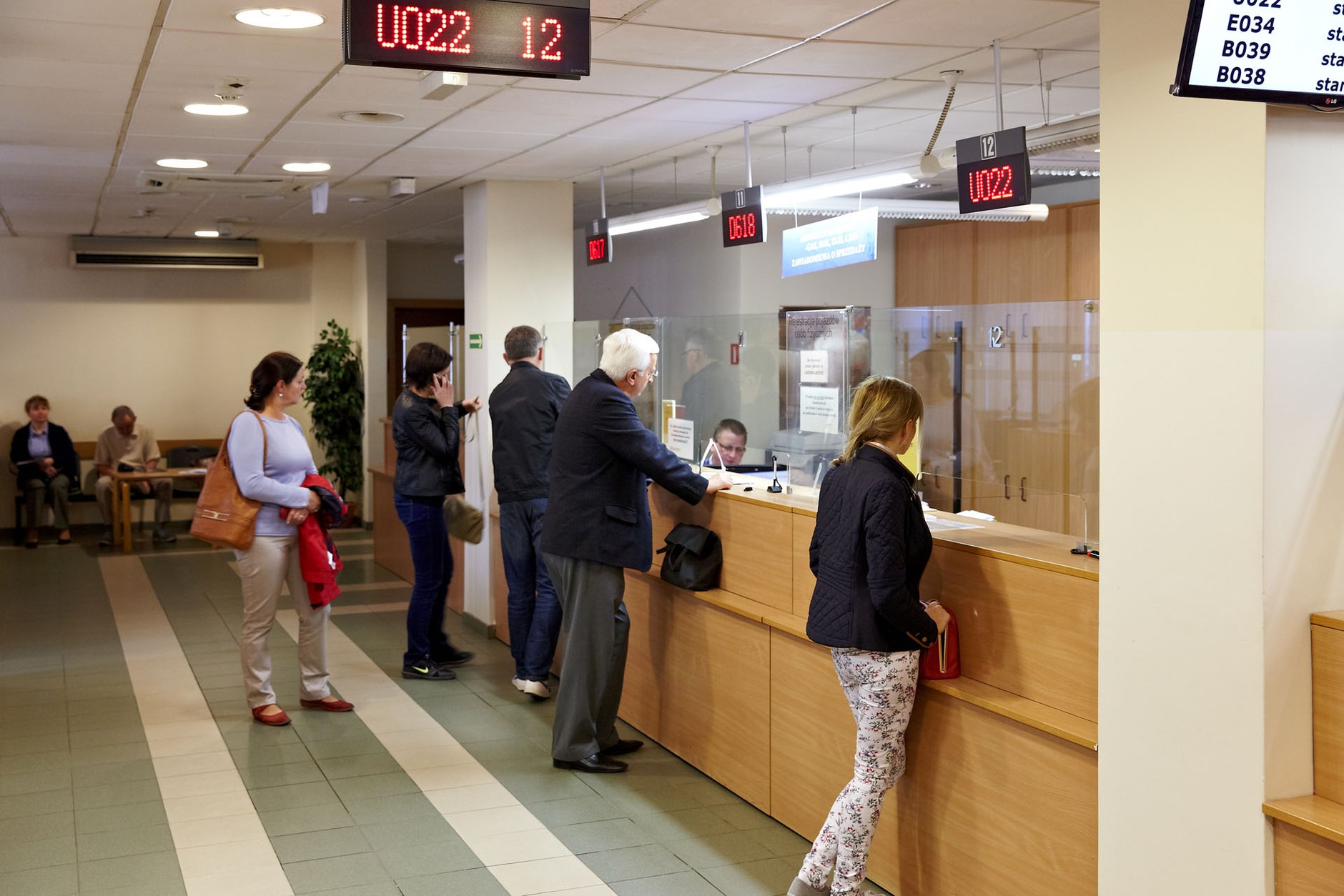 Montaż haka holowniczego krok po kroku