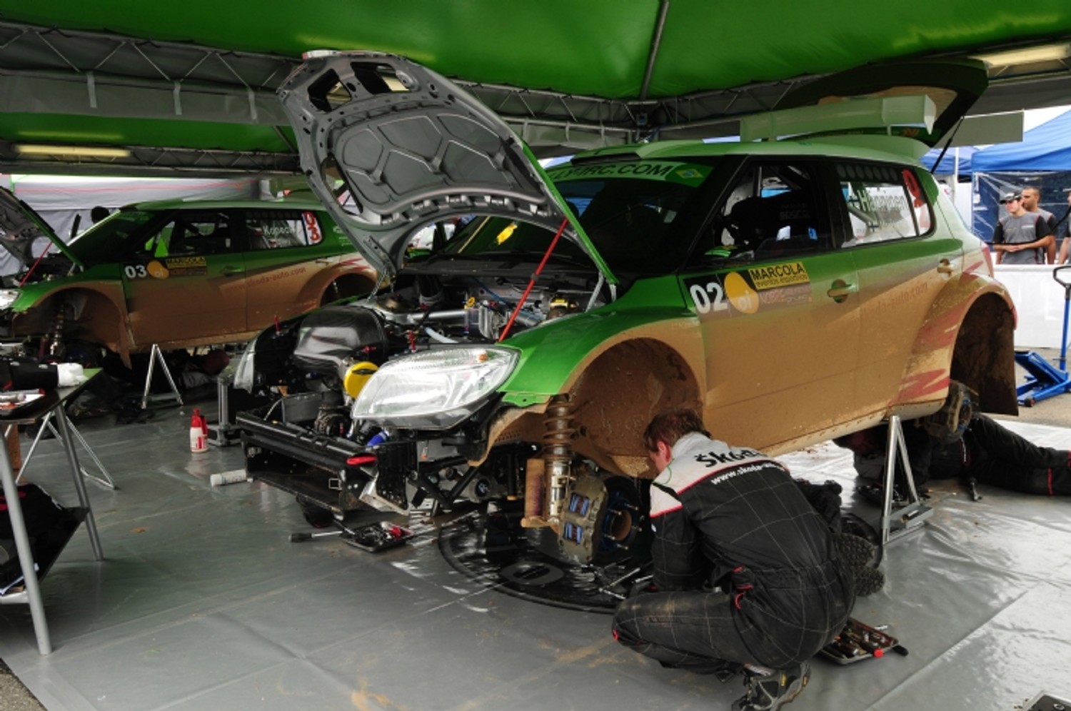 Rally de Curitiba 2010: pewne zwycięstwo Krisa Meeke, Juho Hänninen liderem IRC