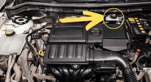 Szkodliwy mit o silniku i oleju. Kiedyś mechanicy tak radzili, teraz mają inne zdanie