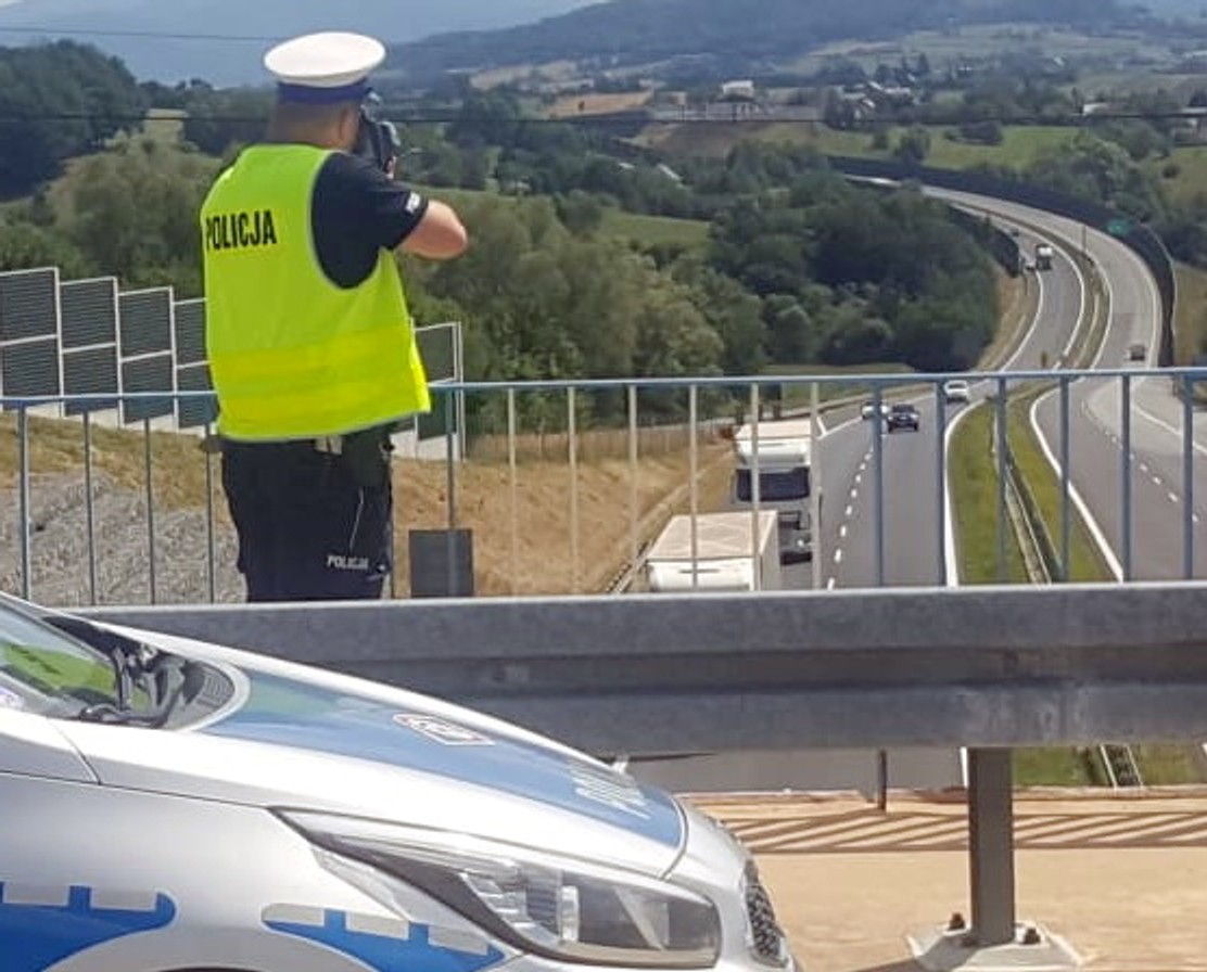 Policjanci przeprowadzili specjalną akcję. Ustawili się na ekspresówce