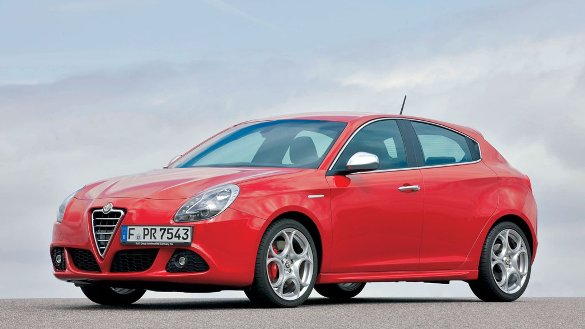 Alfa Romeo Giulietta (od 2010 r.) Silniki 105 i 120 KM.