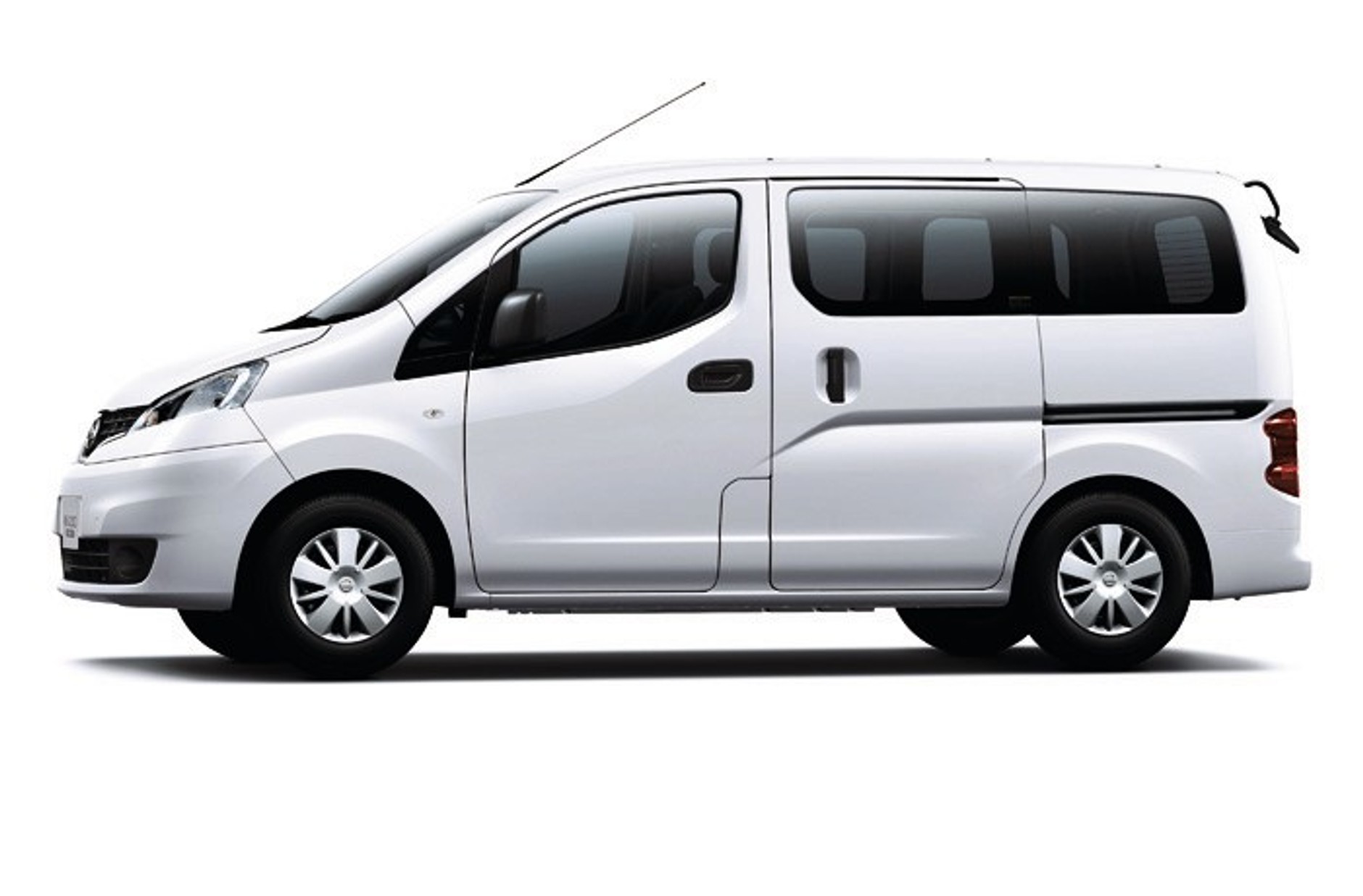 Nissan NV200 Vanette: rozpoczęto sprzedaż w Japonii