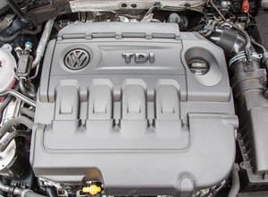 Nowe auto z dieslem? Da się jeszcze takie kupić, chociaż producenci się tym nie chwalą