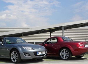 Mazda MX-5 kontra Mazda MX-5 - Radość z jazdy na dwa sposoby