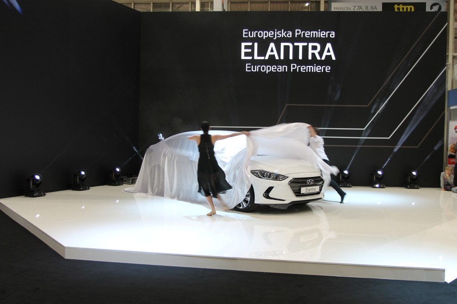 Hyundaj Elantra - premiera europejska