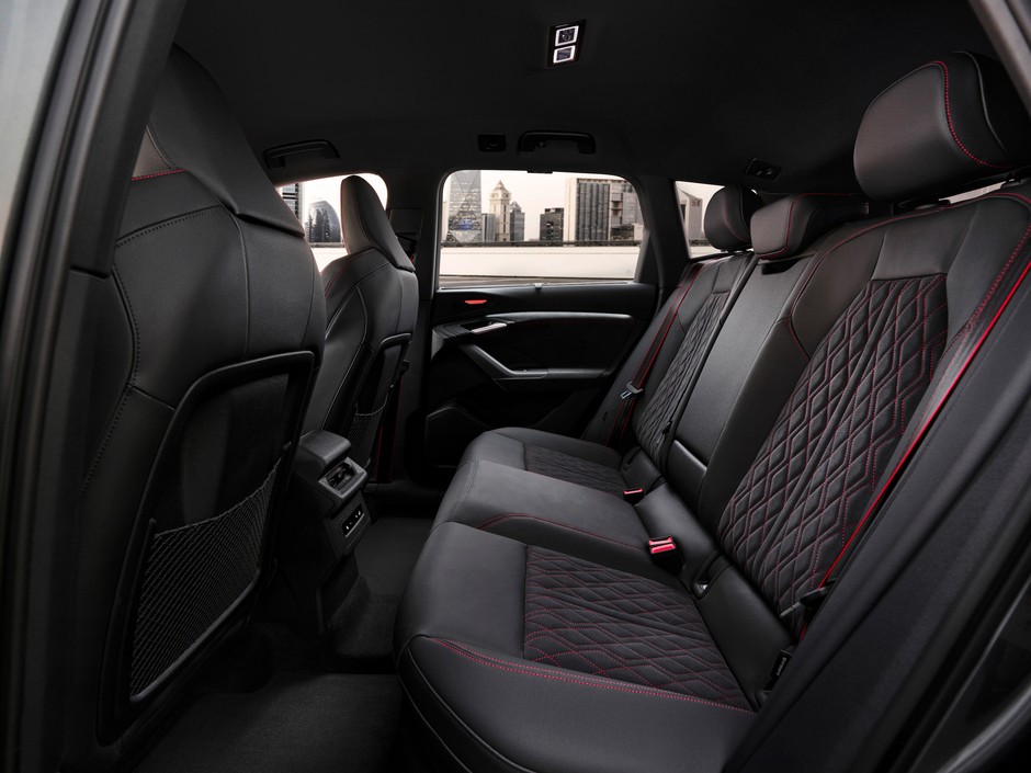 Audi SQ6 e-tron