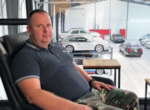 Biznesplan na spełnianie marzeń. Robert Michalski opowiada o handlu niezwykłymi autami