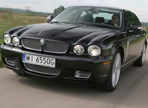 Jaguar XJR - Alu-kot z dopalaczem!