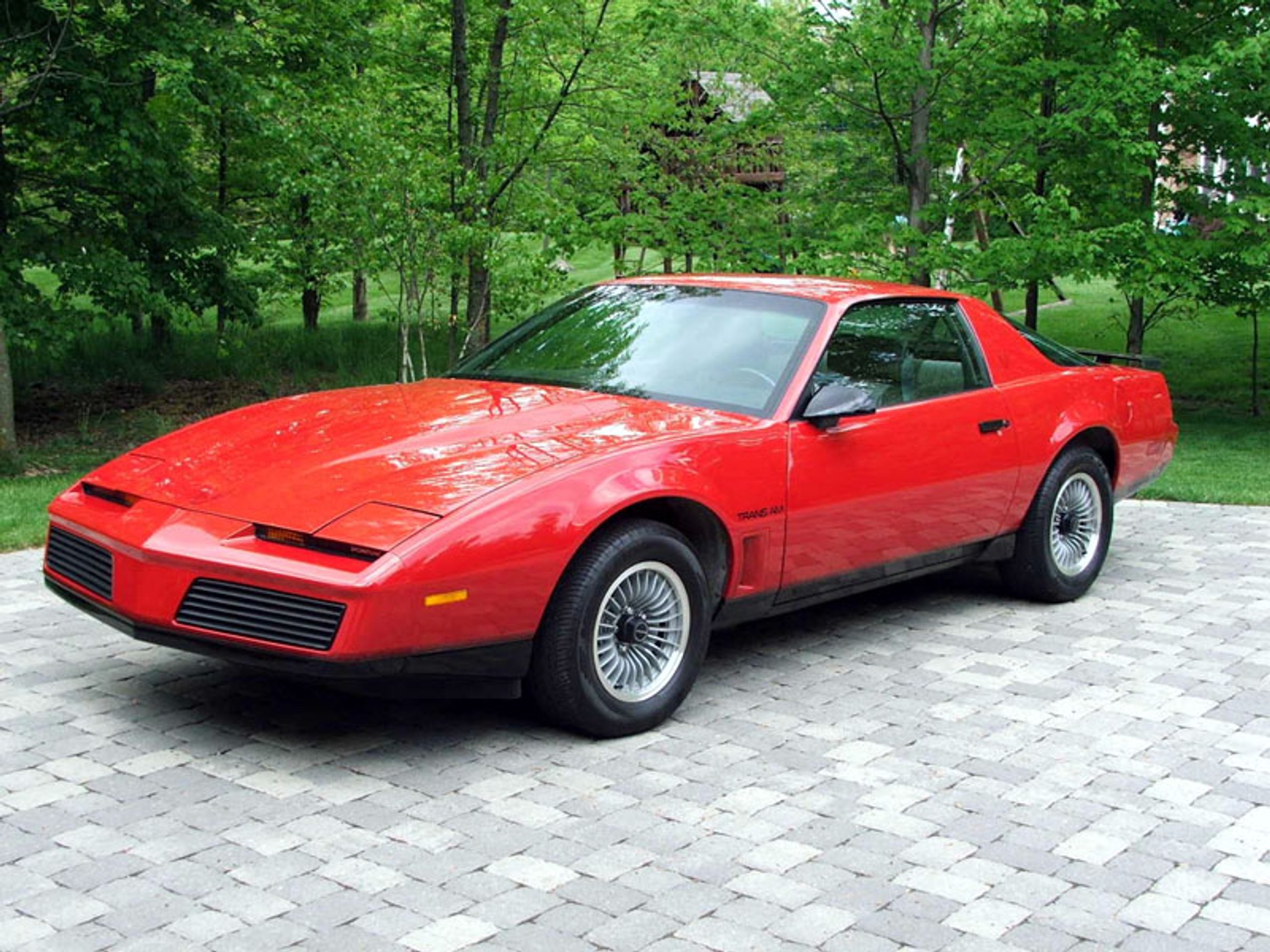 Pontiac Firebird – długi żywot ognistego ptaka