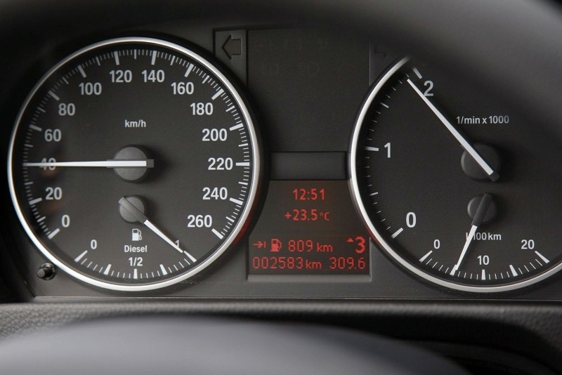 1630 km na jednym baku