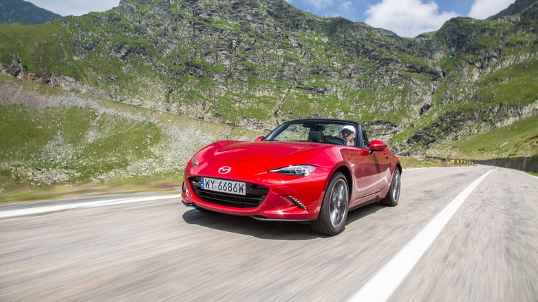 Mazda MX-5 na Trasie Transfogaraskiej