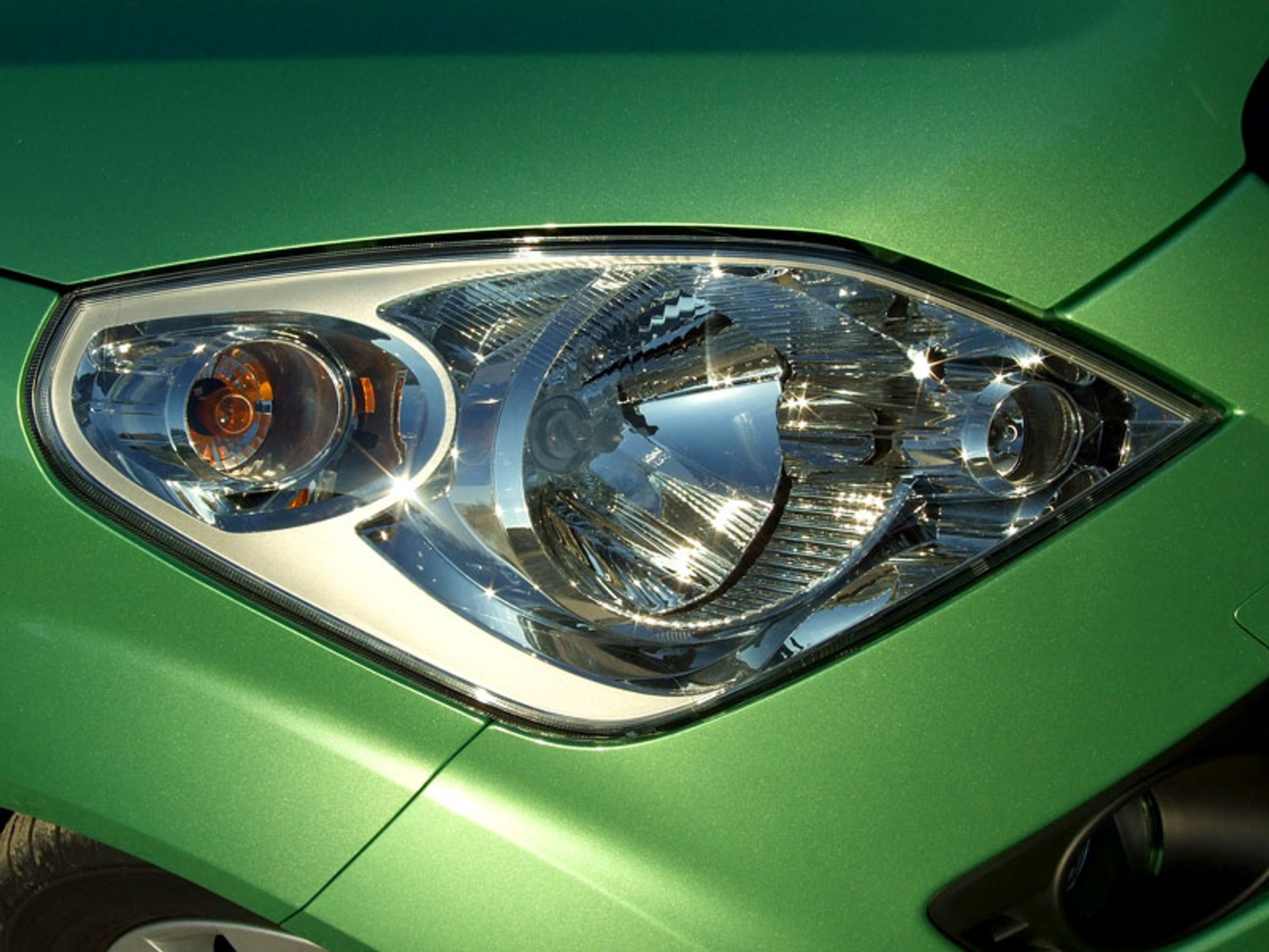 Suzuki Splash: ładny i nowoczesny - do miasta i na urlop