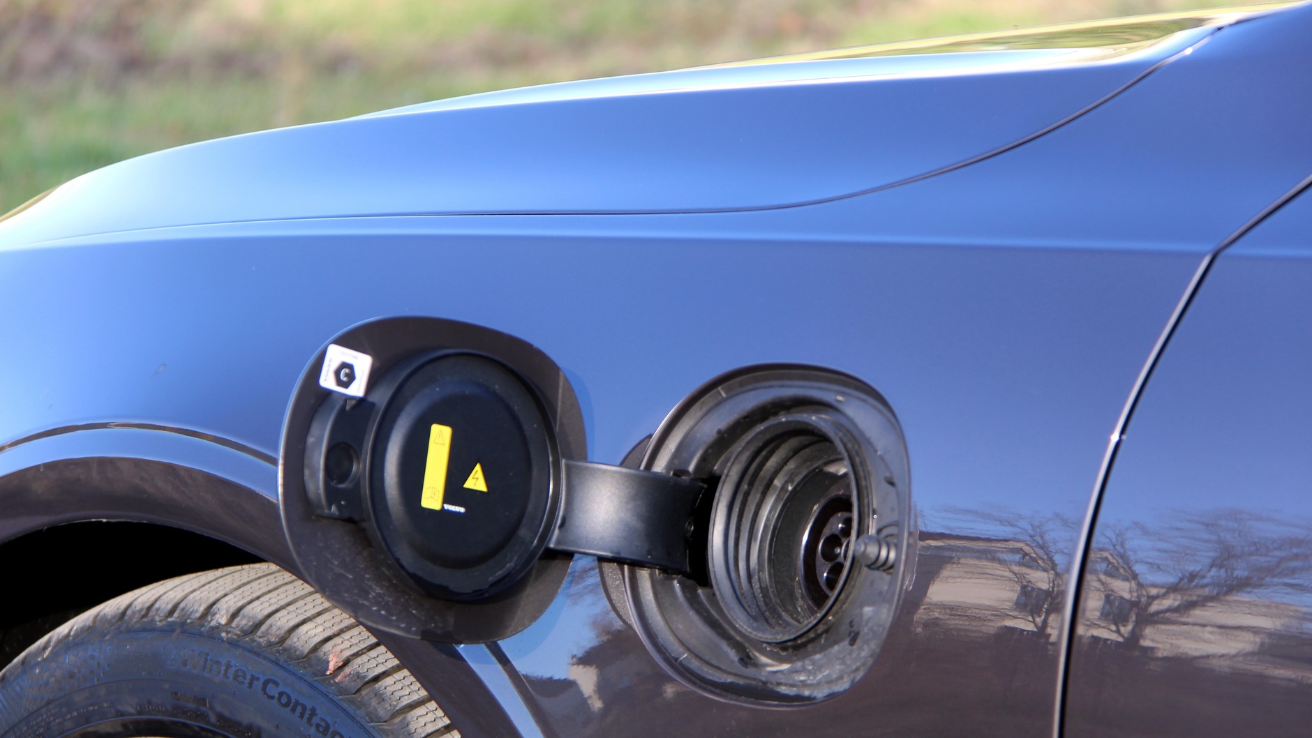 Volvo V90 T8 Ultra Dark