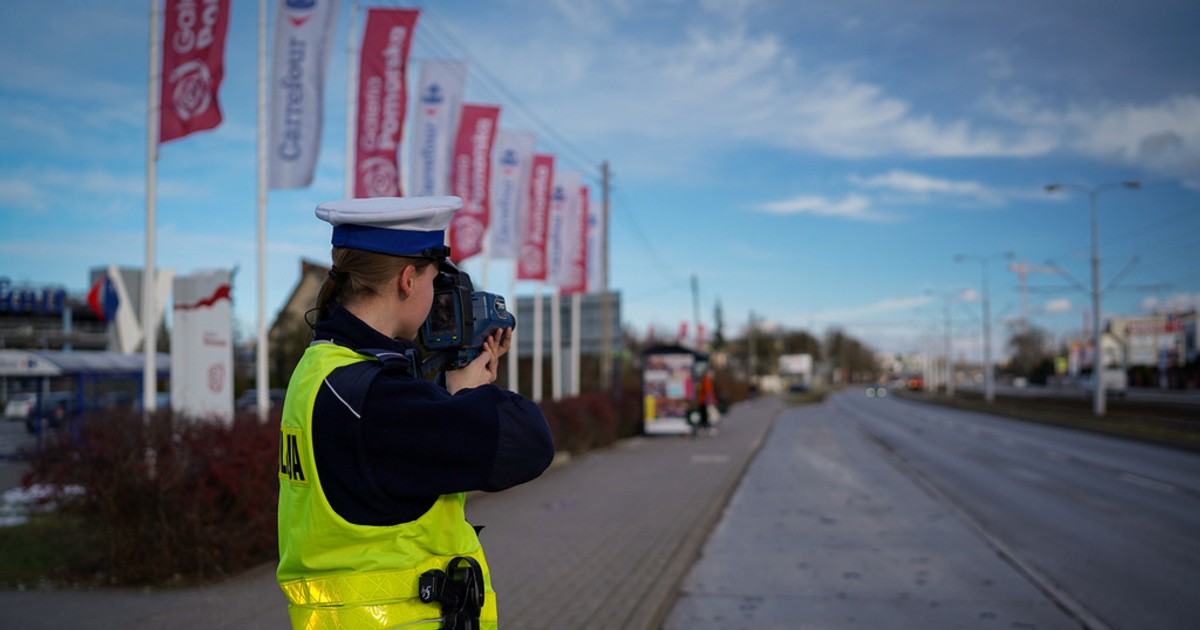  Policjanci odpalili Kaskadowy pomiar prędkości. Sprawdzali jedną drogę