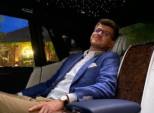 Dotknąć króla, zobaczyć jego nowe szaty – byłem na polskiej premierze Rolls-Royce'a Phantoma VIII Series II