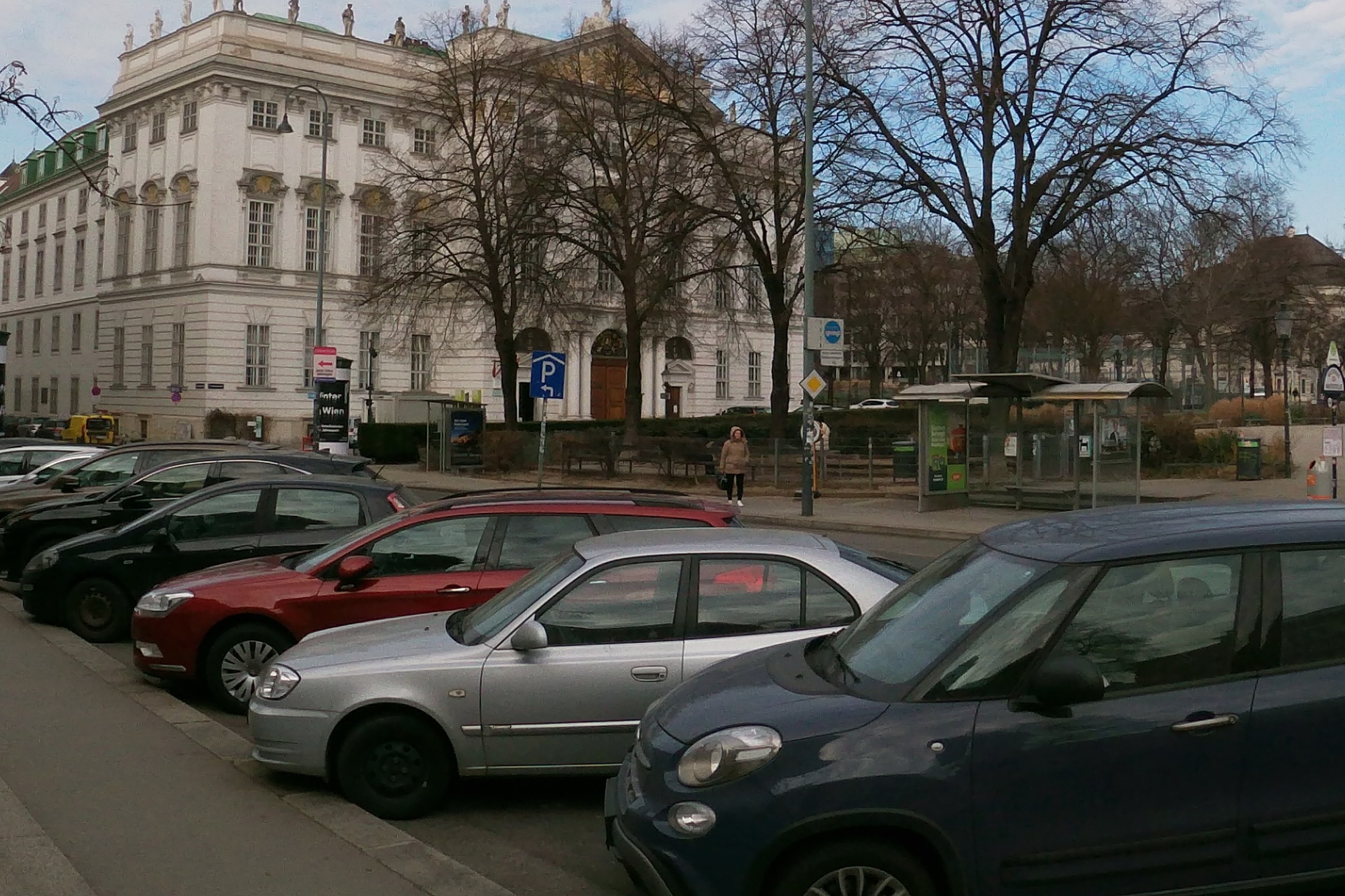 Dostawali wezwania choćby za minutę postoju. Przepis działał od lat