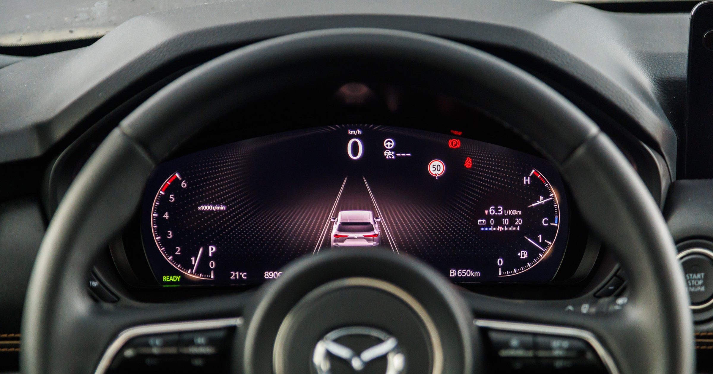 Od 2026 r. samochody staną się bardziej inteligentne. Będą jeszcze baczniej pilnować kierowcę