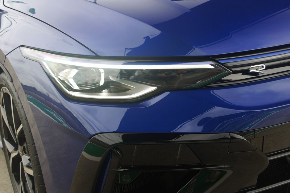 Volkswagen Golf R (2024)