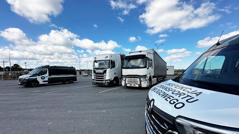 Kontrola drogowa małopolskiej ITD