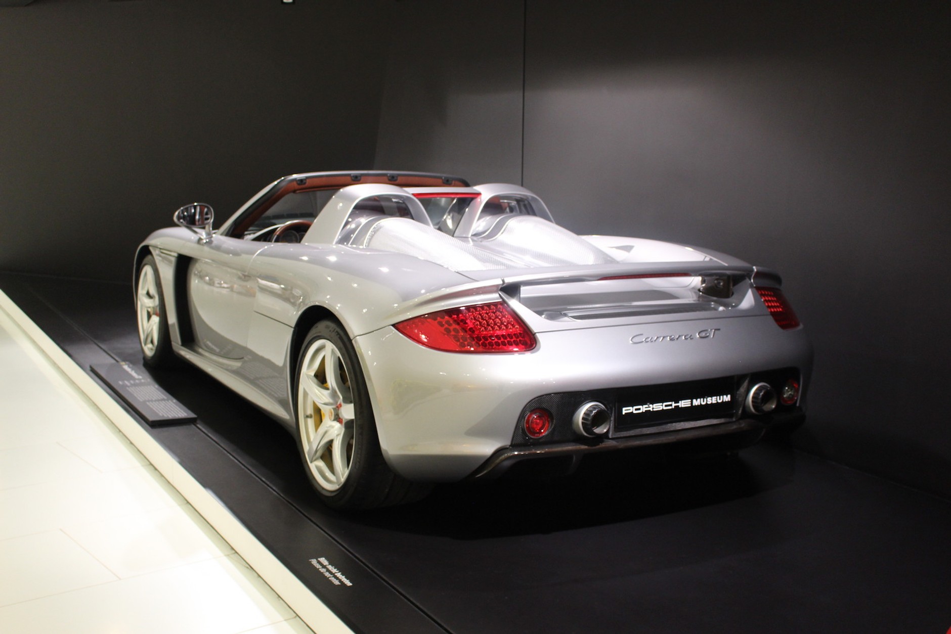 Porsche Carrera GT - 2003 rok