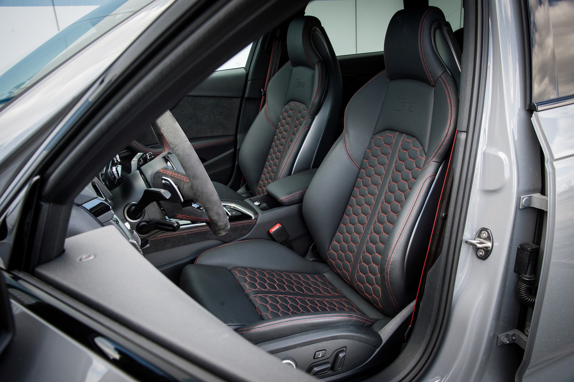 Audi RS 4 Avant