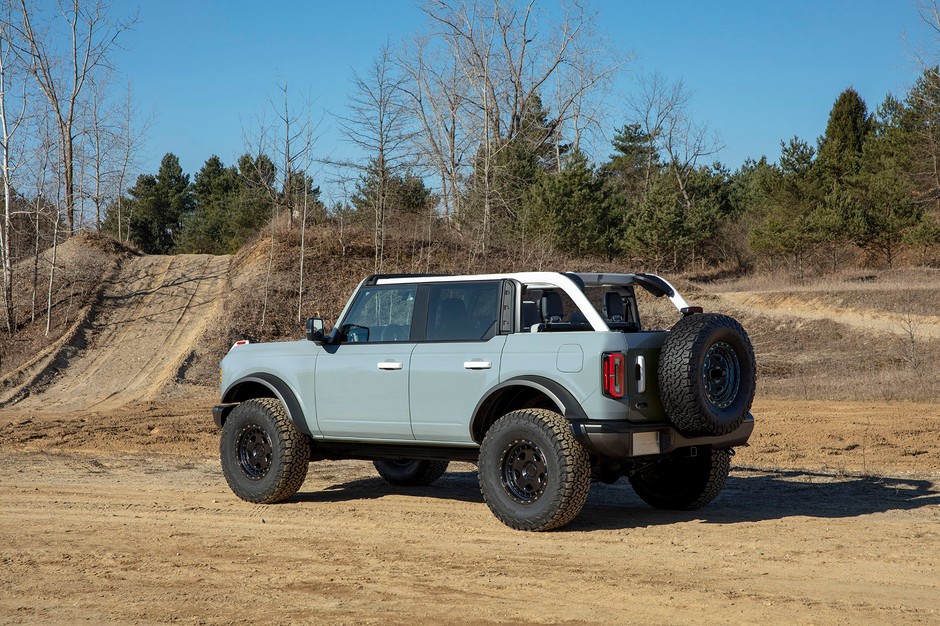 Ford Bronco 2021 - zobacz go na 50 zdjęciach