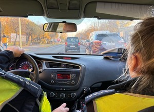 Policjanci z Mysłowic podsumowali długi weekend. Kierowca wjechał pod niepodniesione zapory