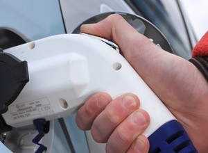 Chińczycy wybudują w Poznaniu fabrykę części do aut elektrycznych