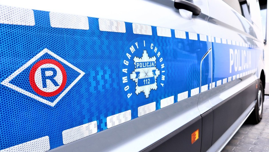 Obraz pochodzący z serwisu https://tychy.policja.gov.pl/k27/informacje/wiadomosci/388804,Potracenie-na-oznakowanym-przejsciu-dla-pieszych-apelujemy-o-ostroznosc-za-kiero.html
