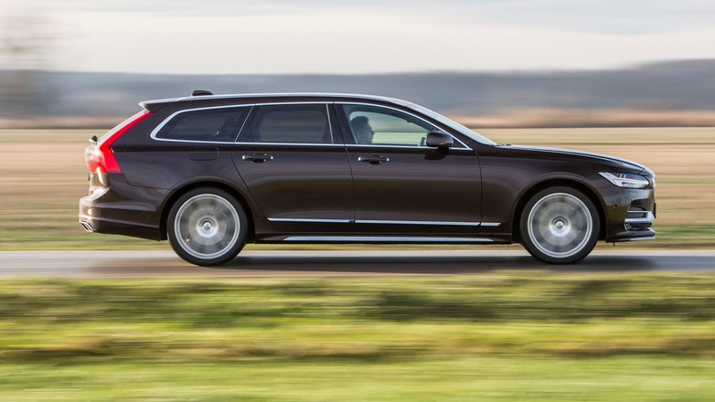 Volvo V90 D5 AWD - 5 metrów dobrego stylu