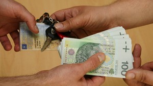 Poluzują przepisy o zmianie polisy OC. Kupującym auta używane będzie łatwiej