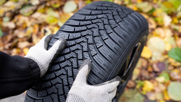 Są nie tylko czarne i okrągłe. Sprawdź, co wiesz o oponach