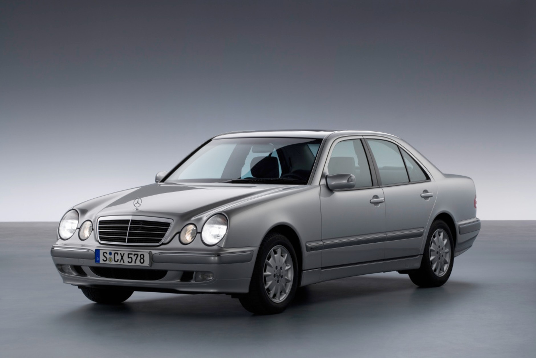 Mercedes klasy E (W 210)