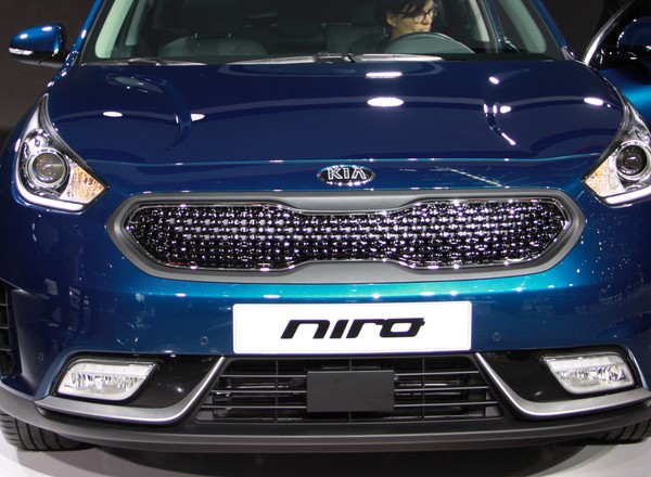 Kia Niro - na podbój rynku crossoverów (Targi Genewa 2016)