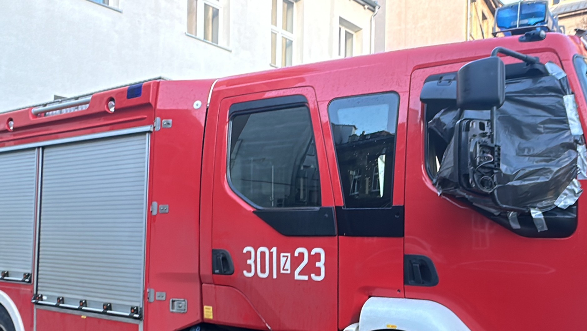 Uszkodzony wóz strażacki