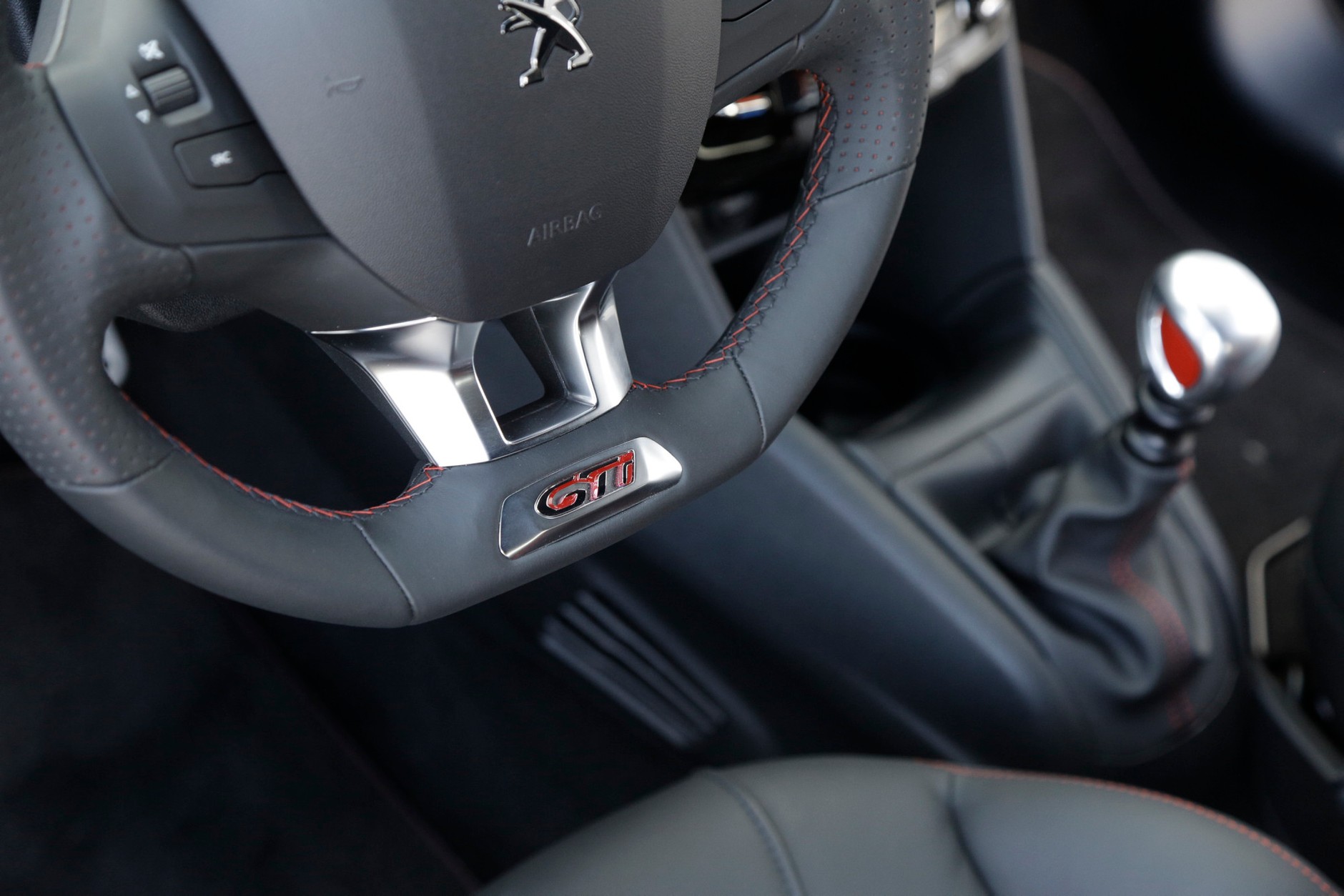 Peugoet 208 GTI
